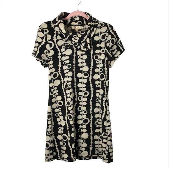 Aryeh Dresses & Skirts - Aryeh mod graphic print sweater dress tunic